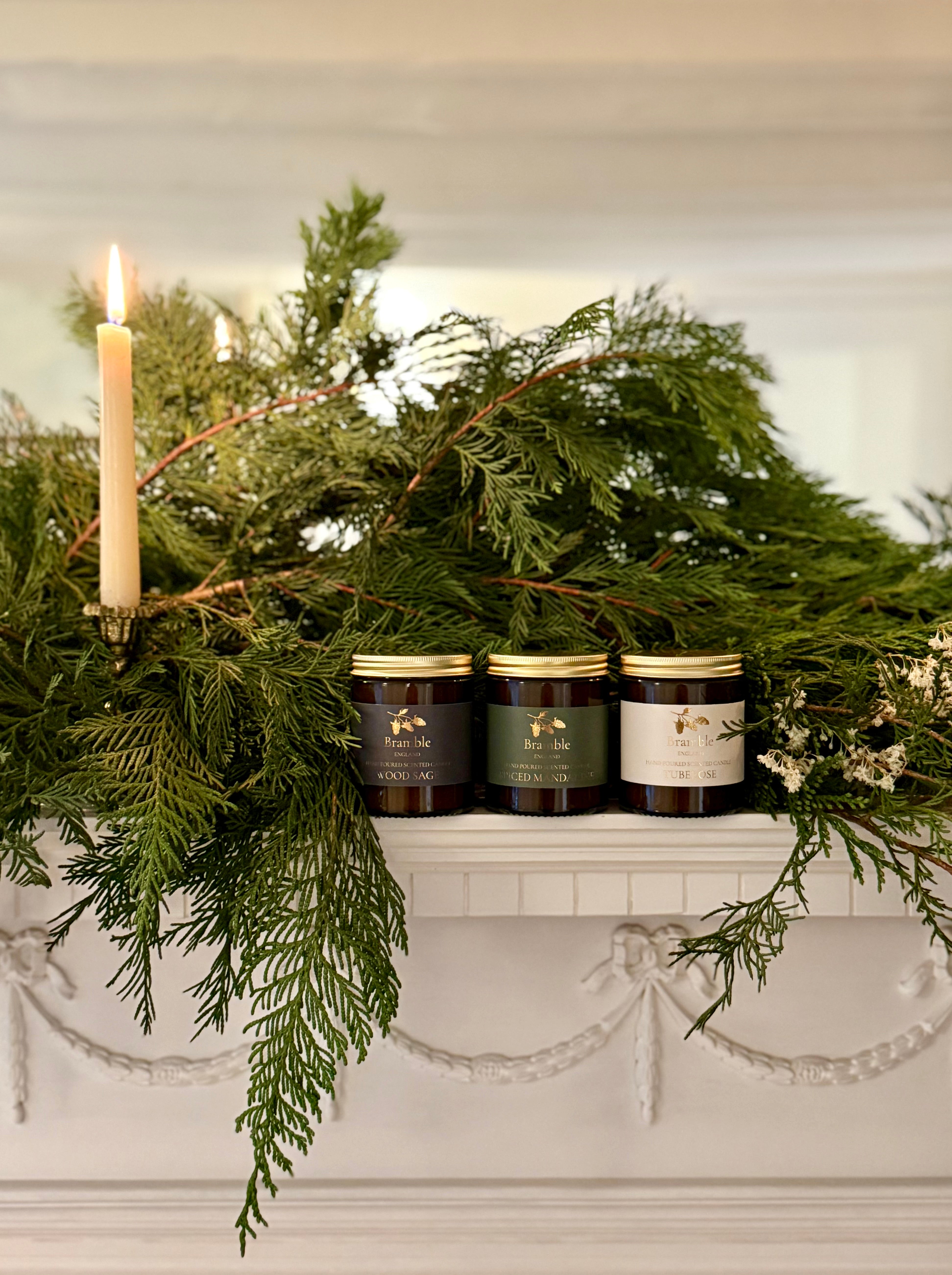 CHRISTMAS CANDLE TRIO  SET