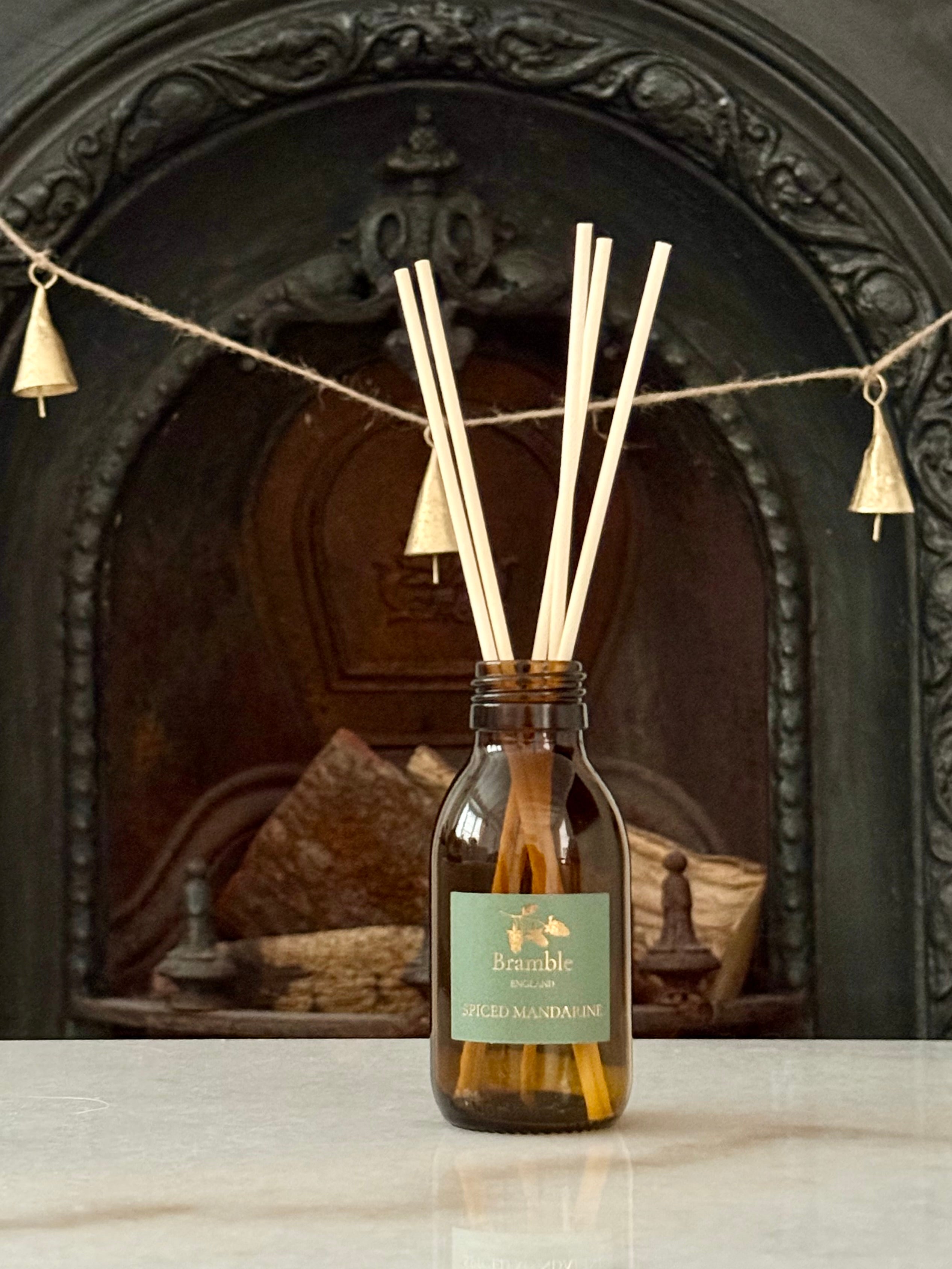 SPICED MANDARINE DIFFUSER + CANDLE SET